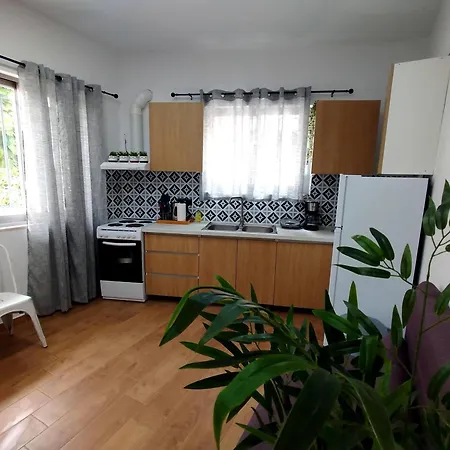 아파트 Downtown Haven Leonídion