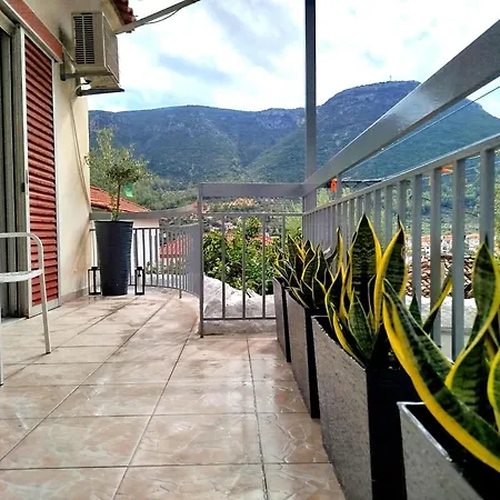 Apartment Downtown Haven Leonidio